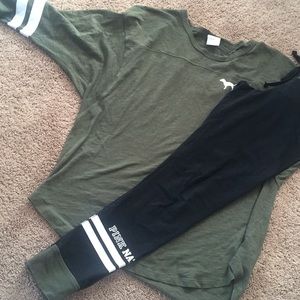 💕Set of Pink yoga pants and shirt💕